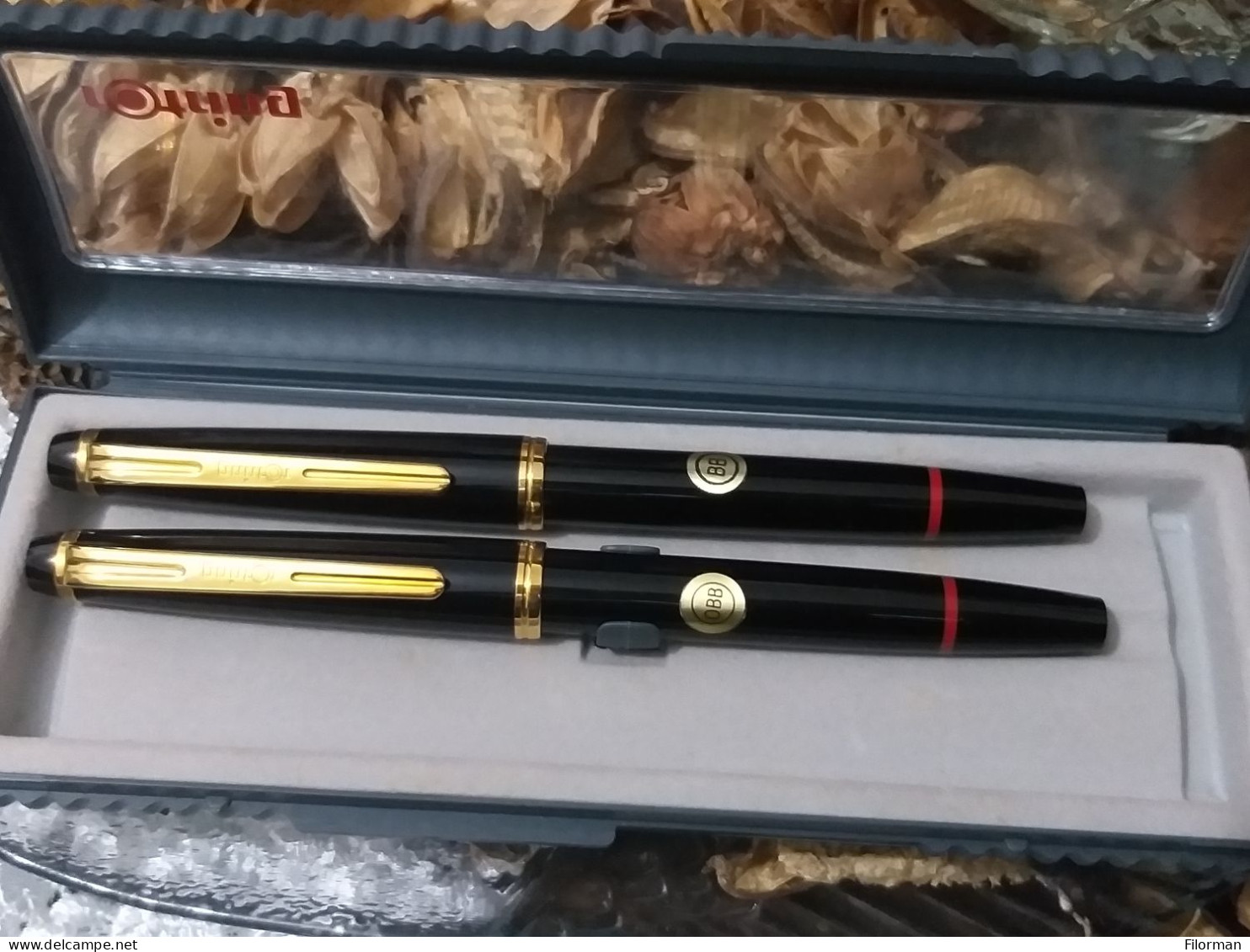 Rotring Renaissance Two (02) Piston Fountain Pen In Black With Gold Plated Nib (1990's) - Stylos