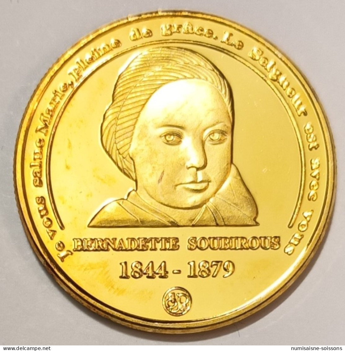 65 - LOURDES - SANCTUAIRE - PELERINAGE MONDIAL - BERNADETTE SOUBIROUS - MEDAILLE TOURISTIQUE - Zonder Datum