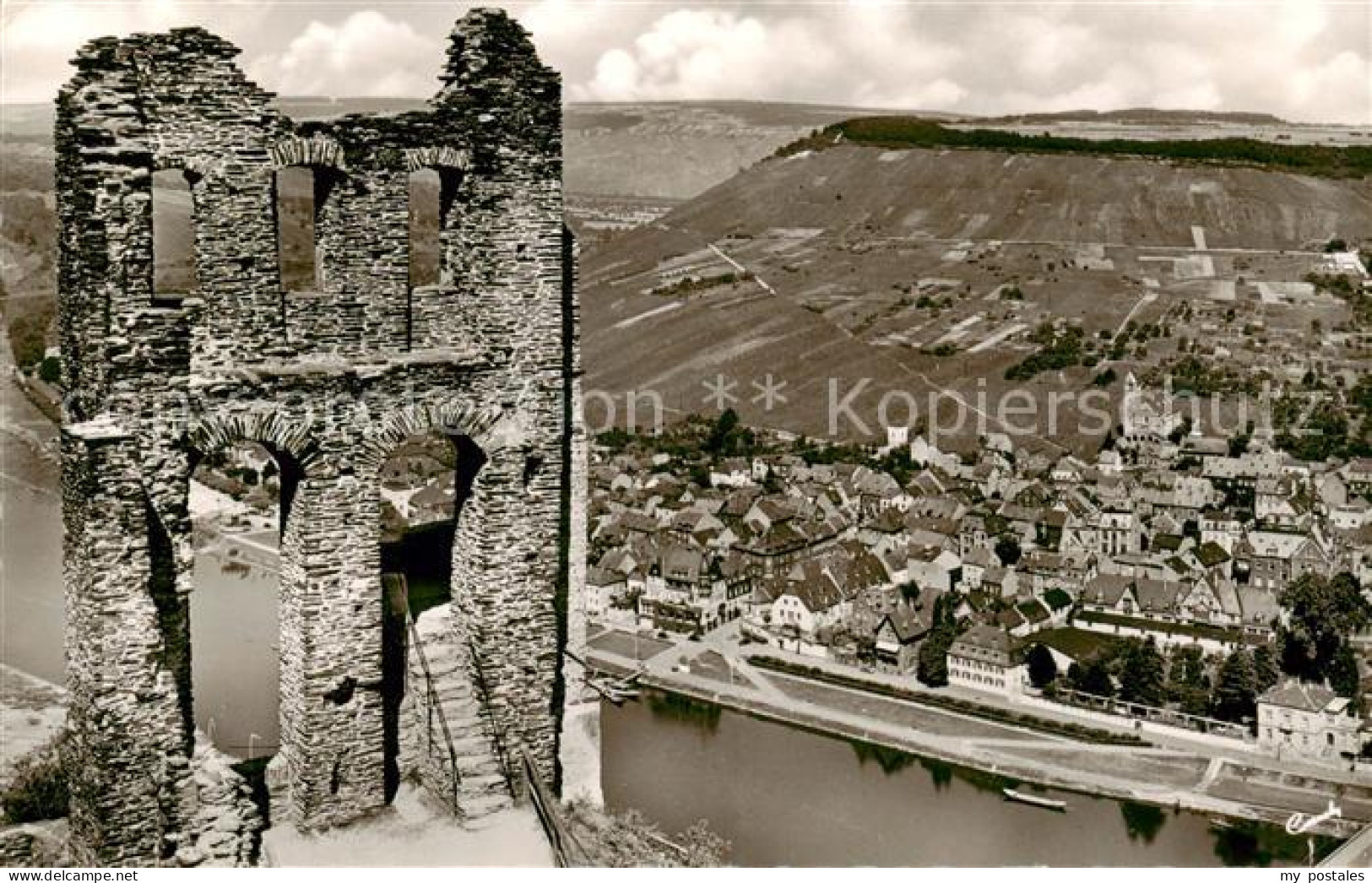 73804402 Traben-Trarbach Mosel Ruine Grevenburg Fliegeraufnahme  - Traben-Trarbach