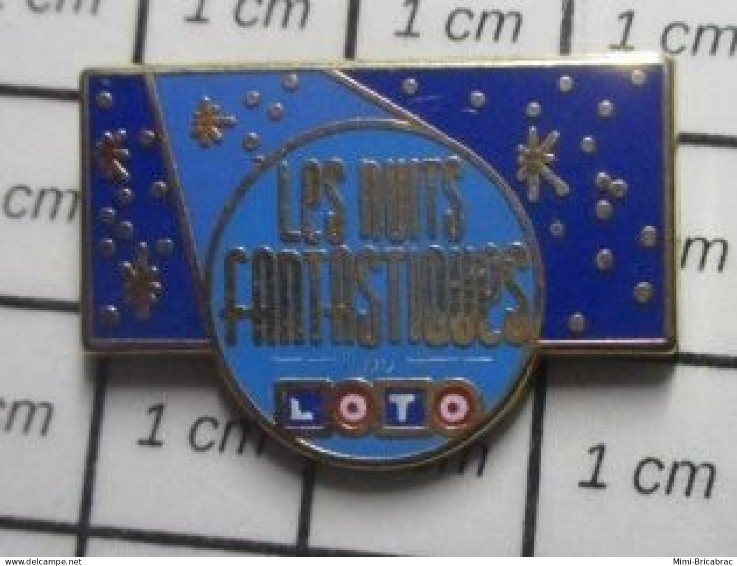 3022 Pin's Pins / Beau Et Rare / JEUX / CIEL ETOILé NUITS FANTASTIQUES DU LOTO - Casinos