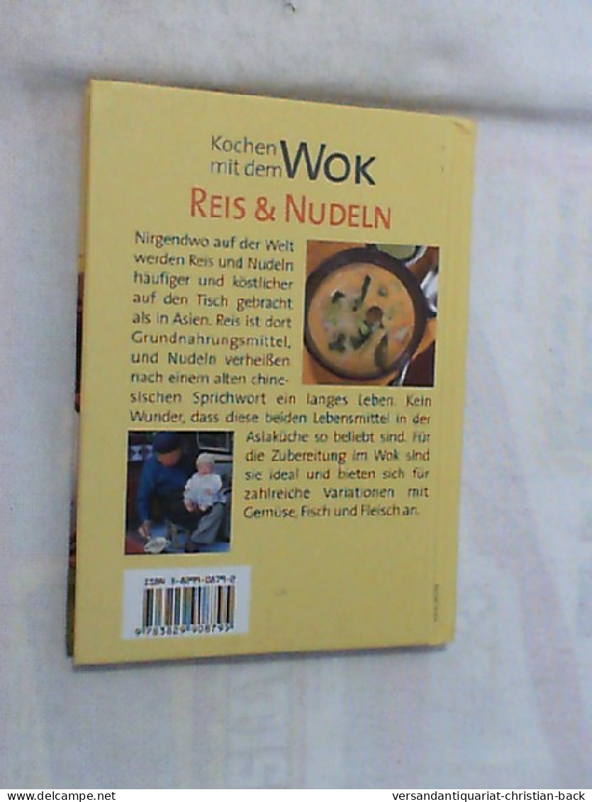Kochen Mit Dem Wok-Reis Und Nudeln - Comidas & Bebidas