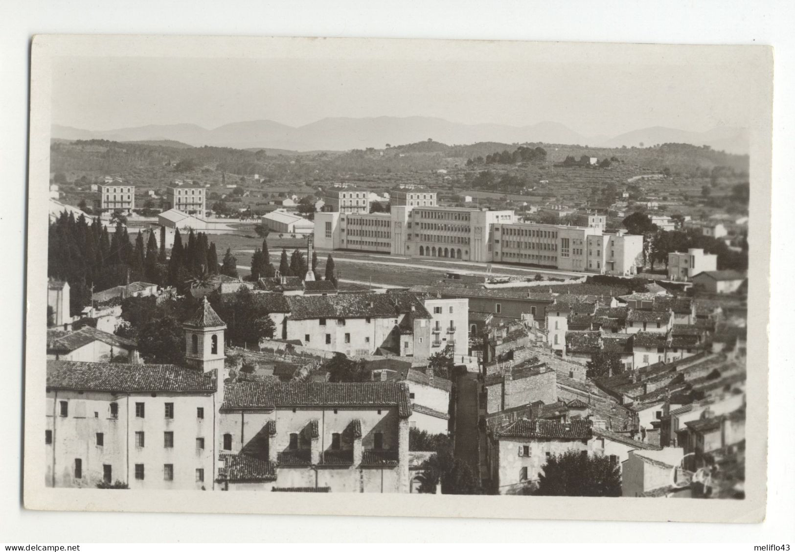 83/CPSM - Draguignan -   Vue Panoramique Vers Collége De Jeunes Filles - Draguignan