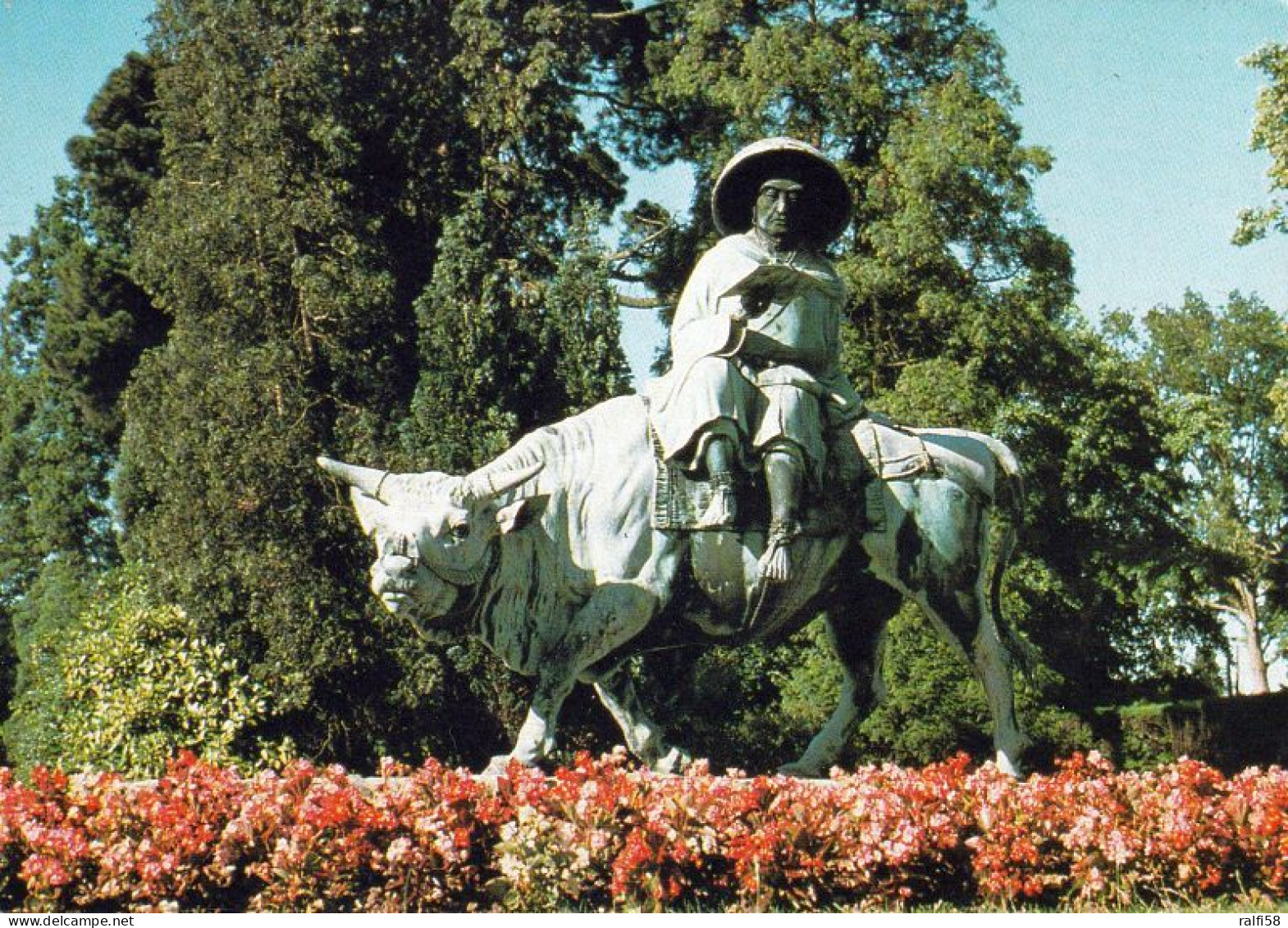 1 AK Wales * Dyffryn Gardens Bei St. Nicholas Mit Einer Oriental Bronze Statue * - Pembrokeshire