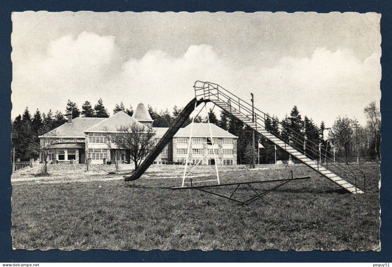 Harre ( Manhay). La Maison Des Mineurs. Home De Vacances Le Vieil Hermitage. Plaine De Jeux. 1961 - Manhay