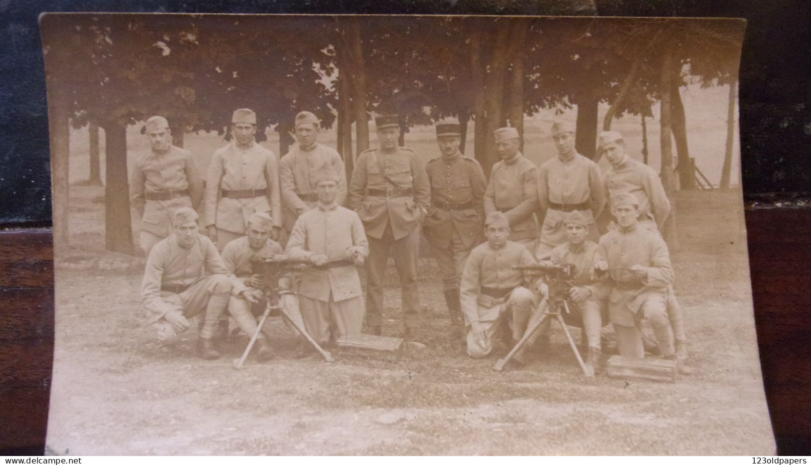 WWI GUERRE 1914   CARTE PHOTO SOLDAT  UNIFORME POILU MITRAILLEUSE - War 1914-18