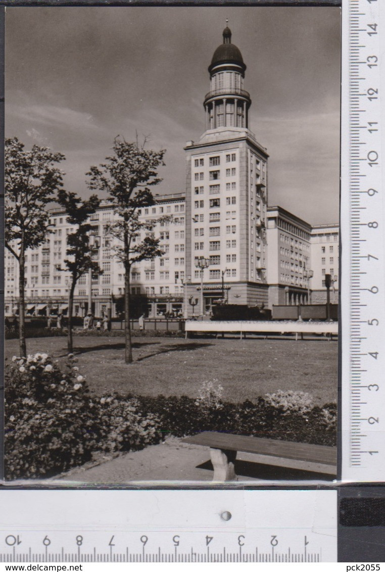 Am Frankfurter Tor In Der Ost-Berliner Karl-Marx-Allee Ungelaufen ( AK 510 )  Günstige Versandkosten - Friedrichshain