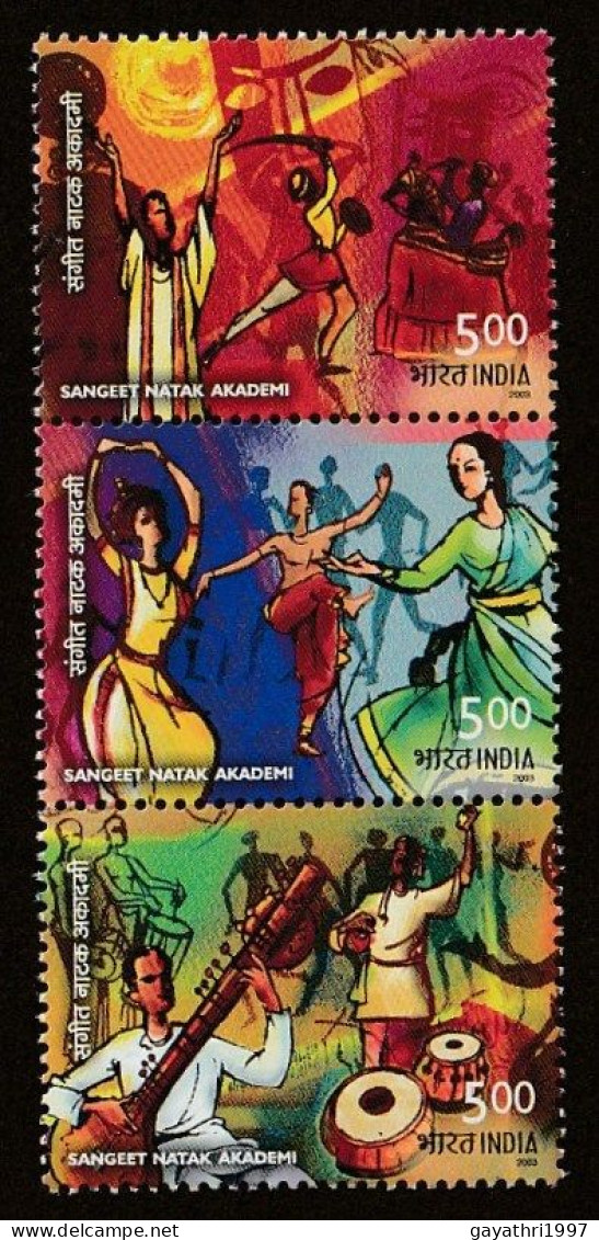 India 2003 Sangeet Natak Academy Vertical Se-tenant Mint MNH Good Condition (PST - 79) - Unused Stamps