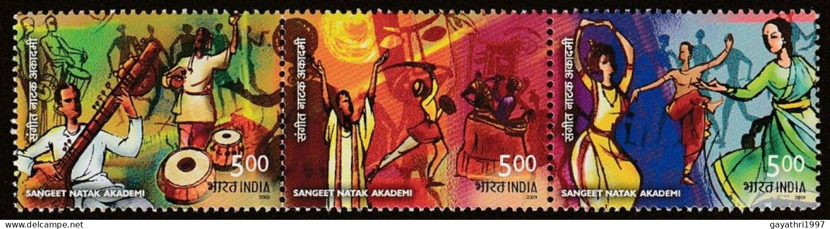 India 2003 Sangeet Natak Academy Horizontal Se-tenant Mint MNH Good Condition (PST - 80) - Unused Stamps