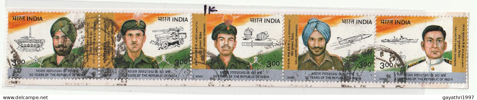 India 2000 .  Gallantry Awards  Se-tenant Strip Of 5 Used Good Condition On Paper  (e40) - Used Stamps