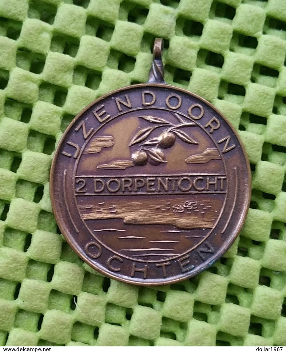 Medaille - IJZENDOORN 2 Dorpentocht Ochten.  -  Original Foto  !! - Other & Unclassified