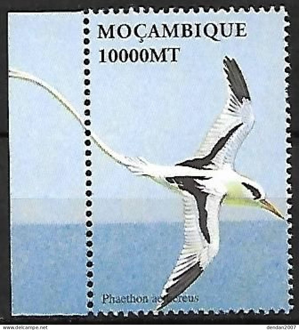 Mozambique - MNH ** 2002 :   White-tailed Tropicbird  -  Phaethon Lepturus - Marine Web-footed Birds