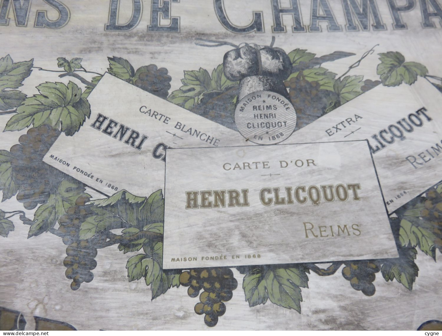 Affiche Publicitaire Cartonnée  Vins De Champagne  HENRI CLICQUOT - Poster & Plakate