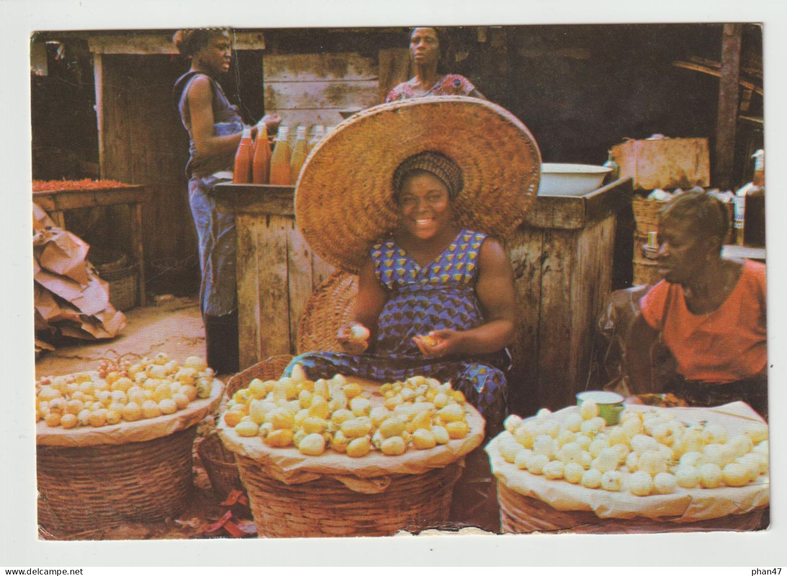 GHANA, Scène De Marché, Femmes Devant Leurs Paniers, Ed CBC, Vers 2000 - Ghana - Gold Coast