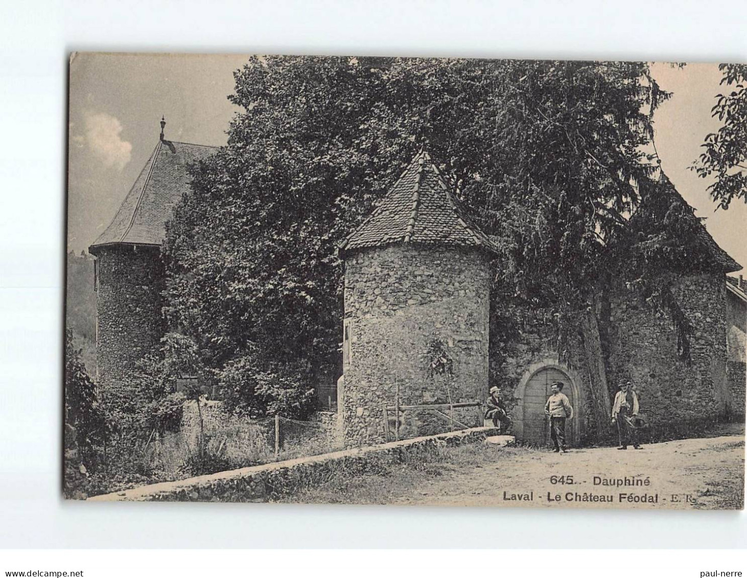 LAVAL : Le Château Féodal - Très Bon état - Laval