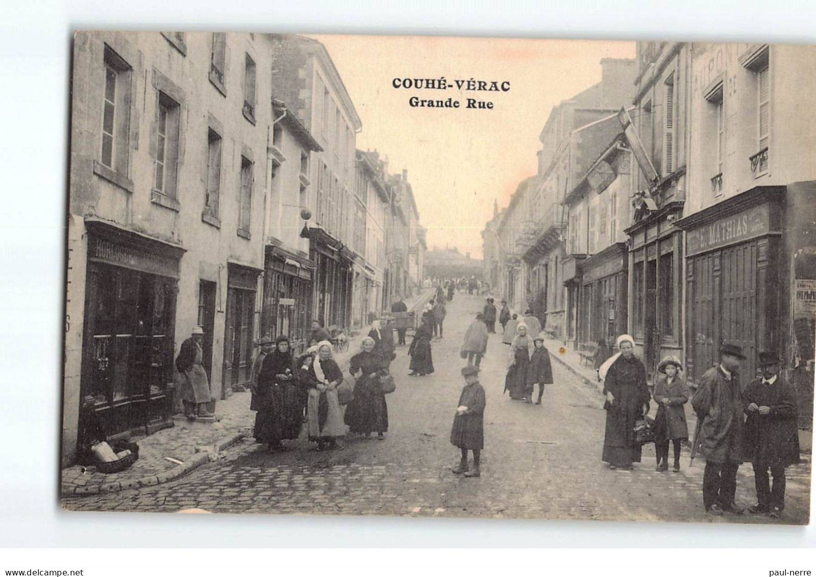 COUHE VERAC : Grande Rue - Très Bon état - Couhe