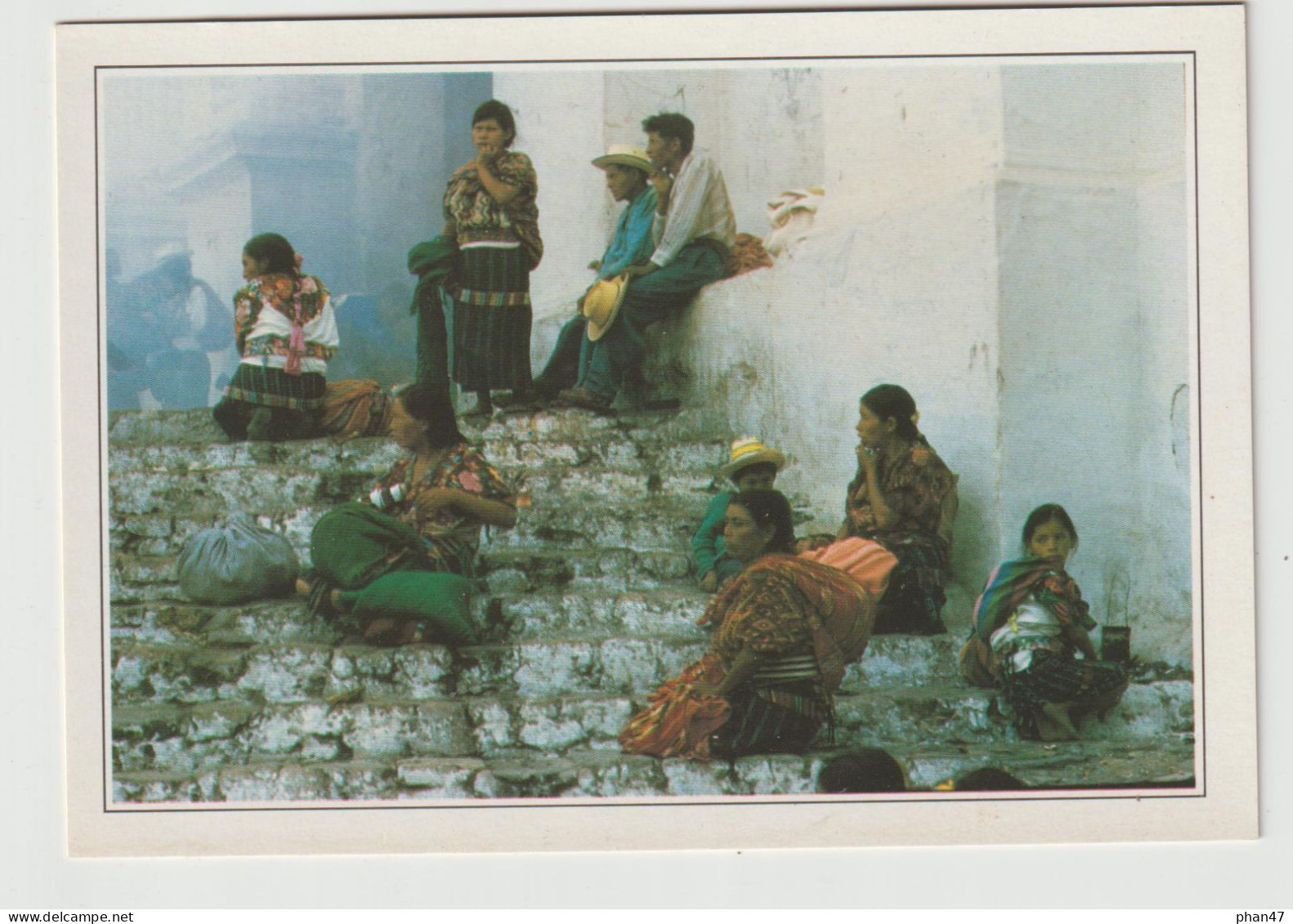 GUATEMALA, CHICHICASTENANGO, Vendeurs Sur Le Marché, Enfants, Ed Edito Service 2000 Environ - Guatemala