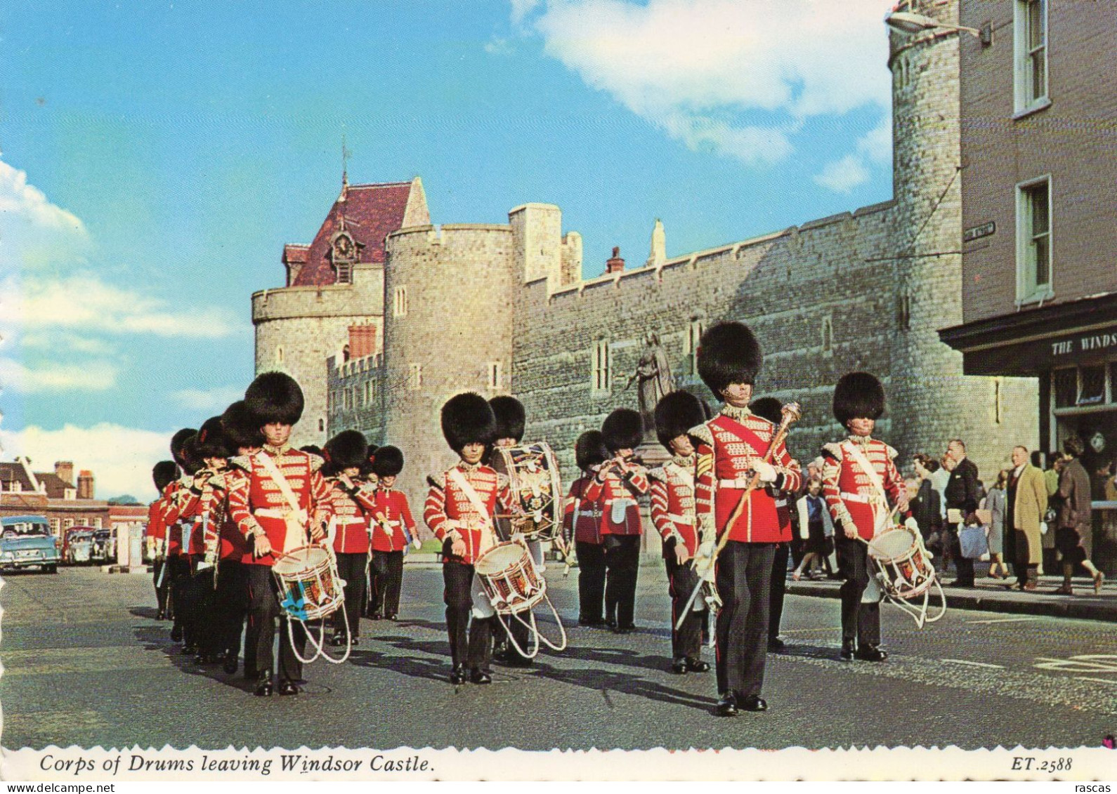 CPM - N2 - ANGLETERRE - WINDSOR CASTLE - CORPS OF DRUMS LEAVING WINDSOT CASTLE - Windsor Castle