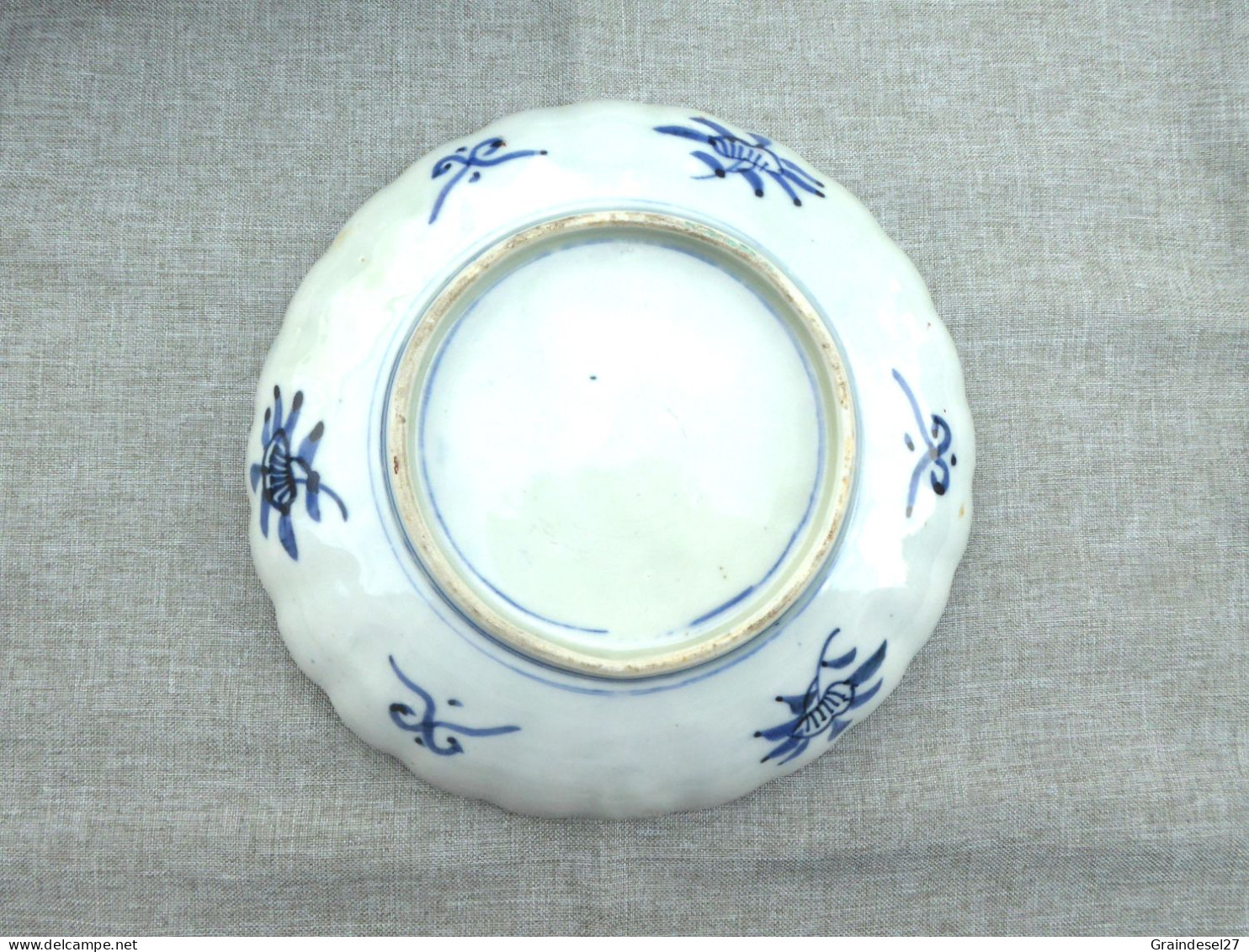 Assiette En Porcelaine Imari Japon, Fin Du XIXème Siècle, ère Meiji - Asiatische Kunst