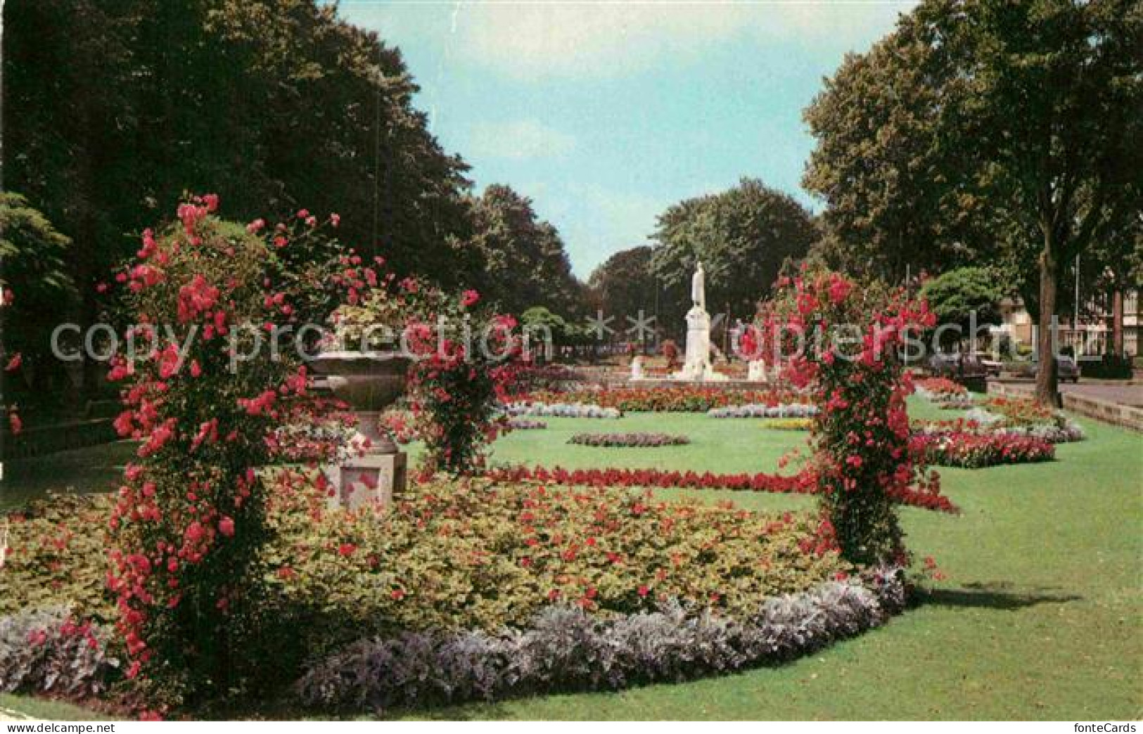 72899515 Bedford Bedfordshire Embankment Gardens And War Memorial  - Other & Unclassified