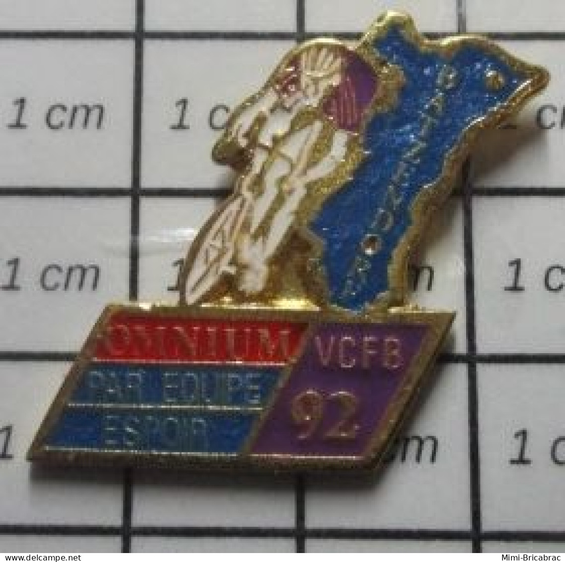 210C Pin's Pins / Beau Et Rare / SPORTS / CYCLISME BATZENDORF OMNIUM PAR EQUIPE ESPOIR VCFB 92 - Cyclisme