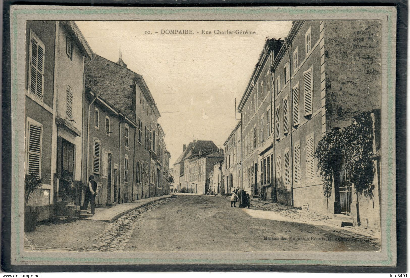 CPA - DOMPAIRE (88) - Aspect De La Rue Charles-Gérôme En 1915 - Dompaire