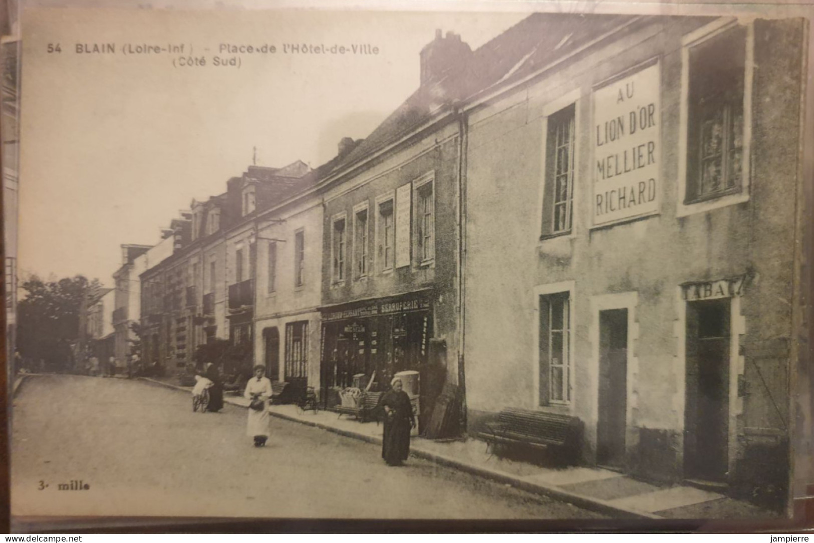 54. Blain (Loire-Inf) - Place De L'hôtel-de-Ville (Côté Sud) - Blain