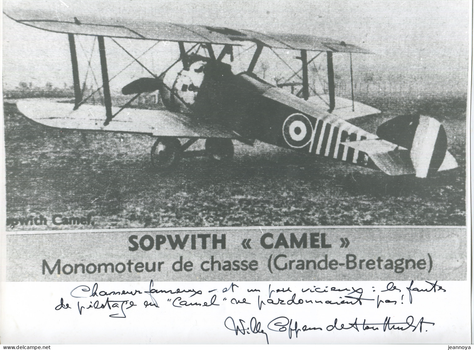 AUTOGRAPHE DE WILLY COPPENS DE HOUTHULST , AVIATEUR BELGE,  / UNE PHOTO D'UN AVION SOPWITH " CAMEL " AVEC LA MENTION : - Flieger Und Astronauten