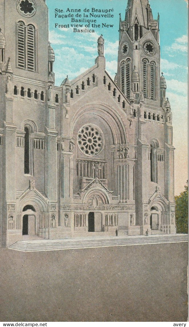 Ste. Anne De Beaupre Facade De La Nouvelle Basilique Front View Of The New Basilica - Ste. Anne De Beaupré