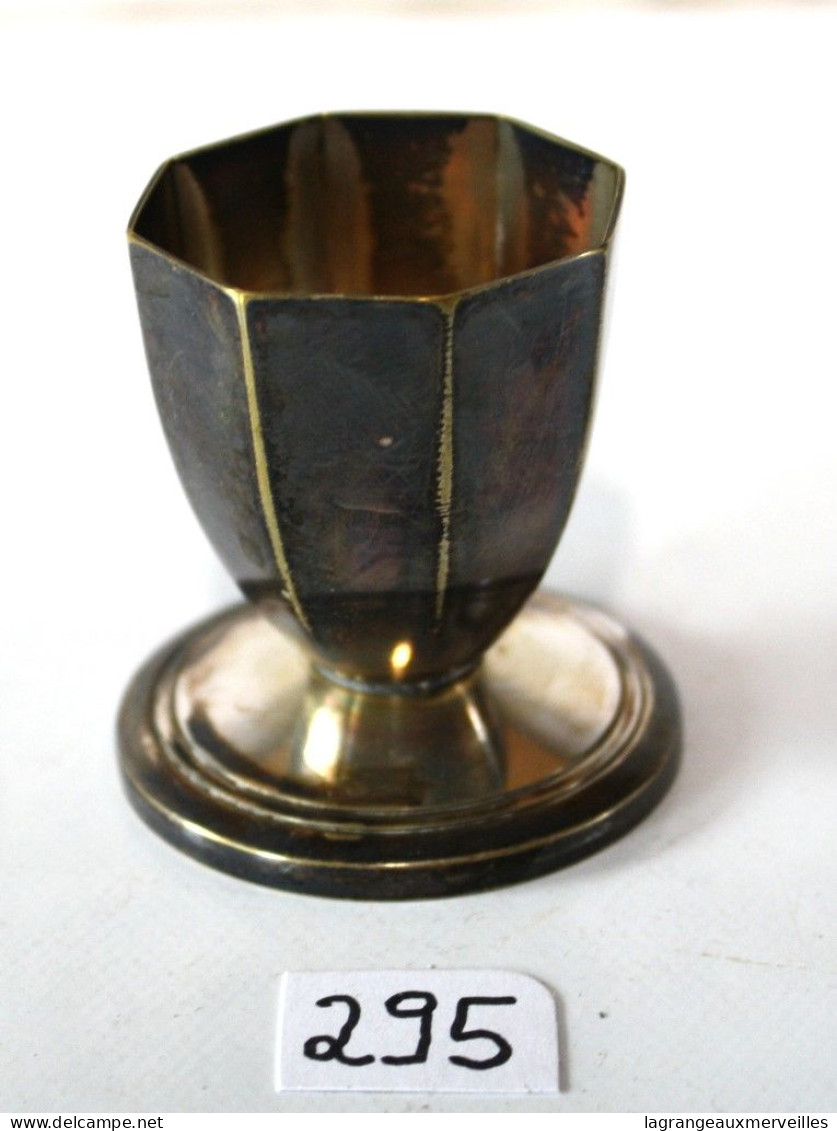 C295 Ancien Coquetier En Métal Argenté - Art Deco - Egg Cups