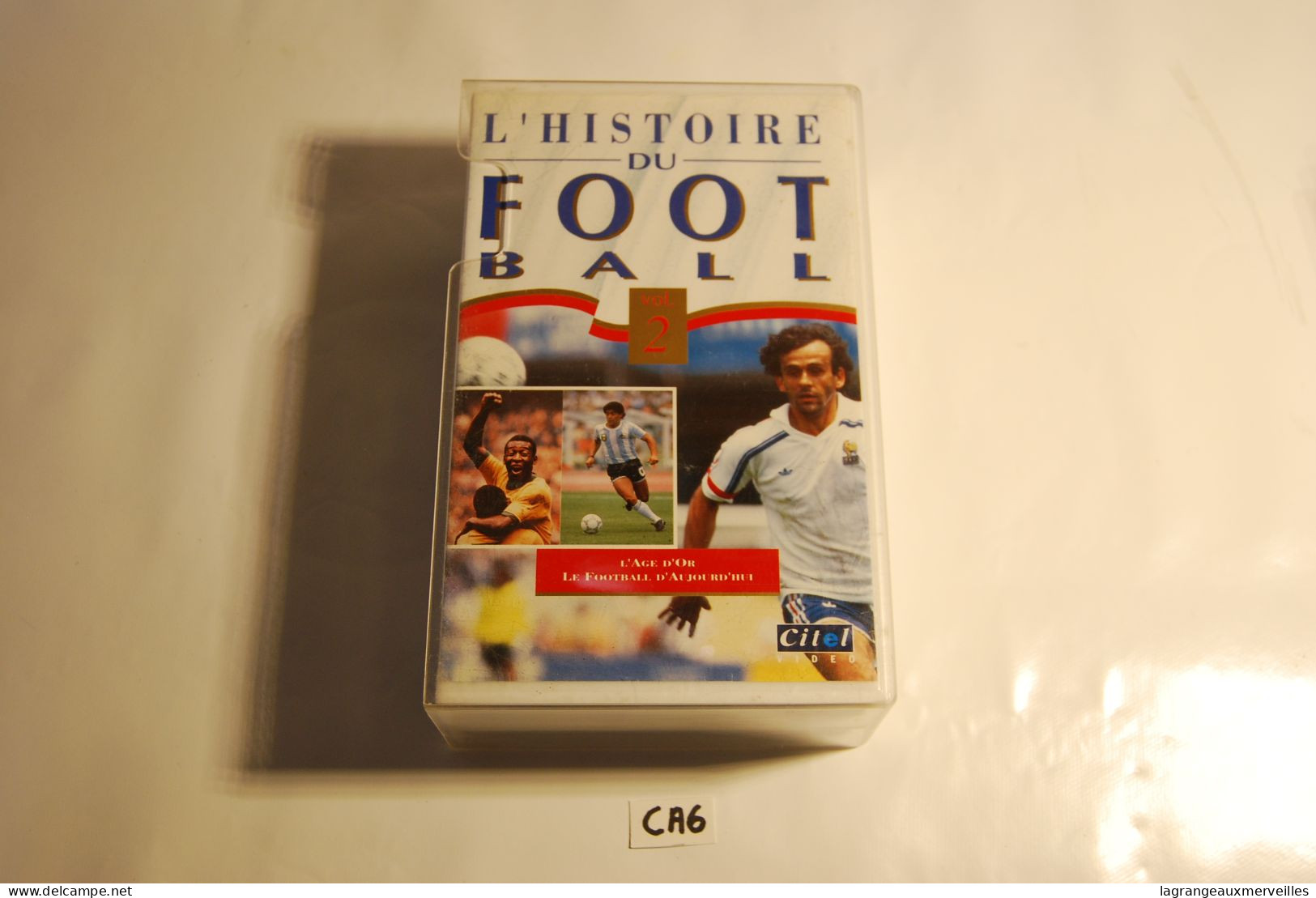 CA6 K7 - Cassette Vidéo VHS - L'HISTOIRE DU FFOTBALL - PLATINI - Deporte