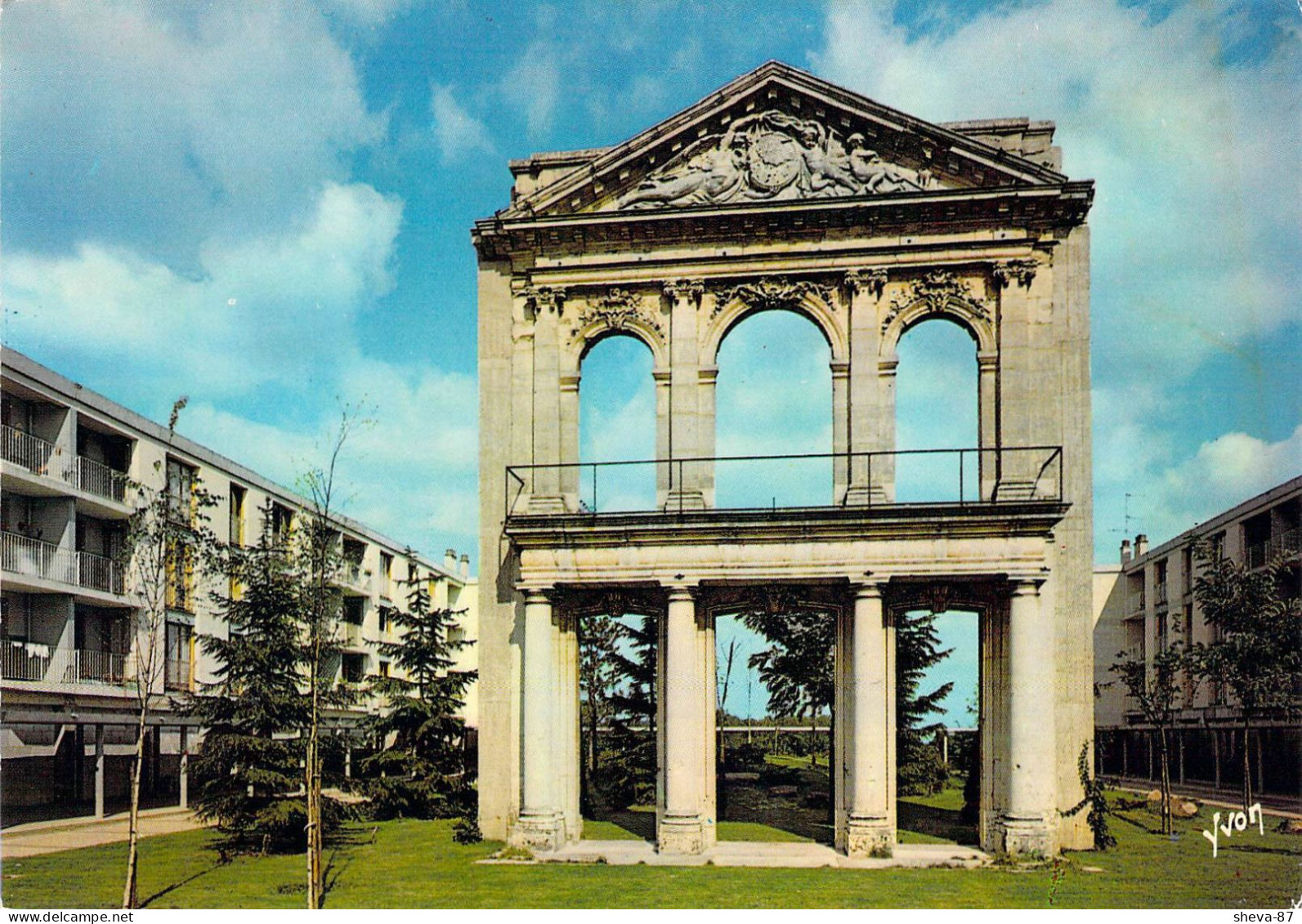 78 - La Celle Saint Cloud - Place Du Comte De Bendern - La Celle Saint Cloud