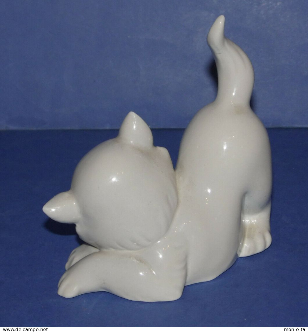 Porcelain Sculpture  The Cat Valencia - Andere & Zonder Classificatie