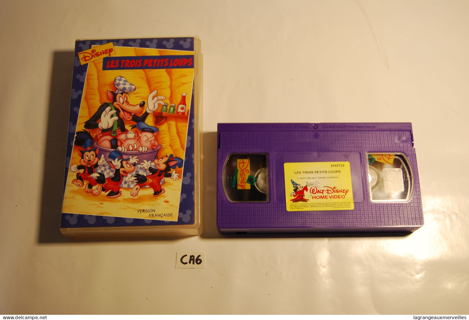 CA6 K7 - Cassette Vidéo VHS - LES TROIS PETITS LOUPS - DISNEY - Infantiles & Familial
