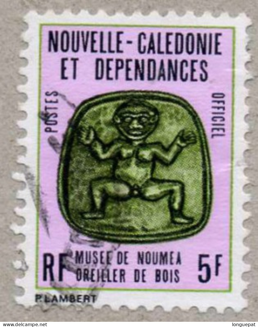 Nle Calédonie : Oreillers De Bois (Musée De Nouméa) - Oficiales