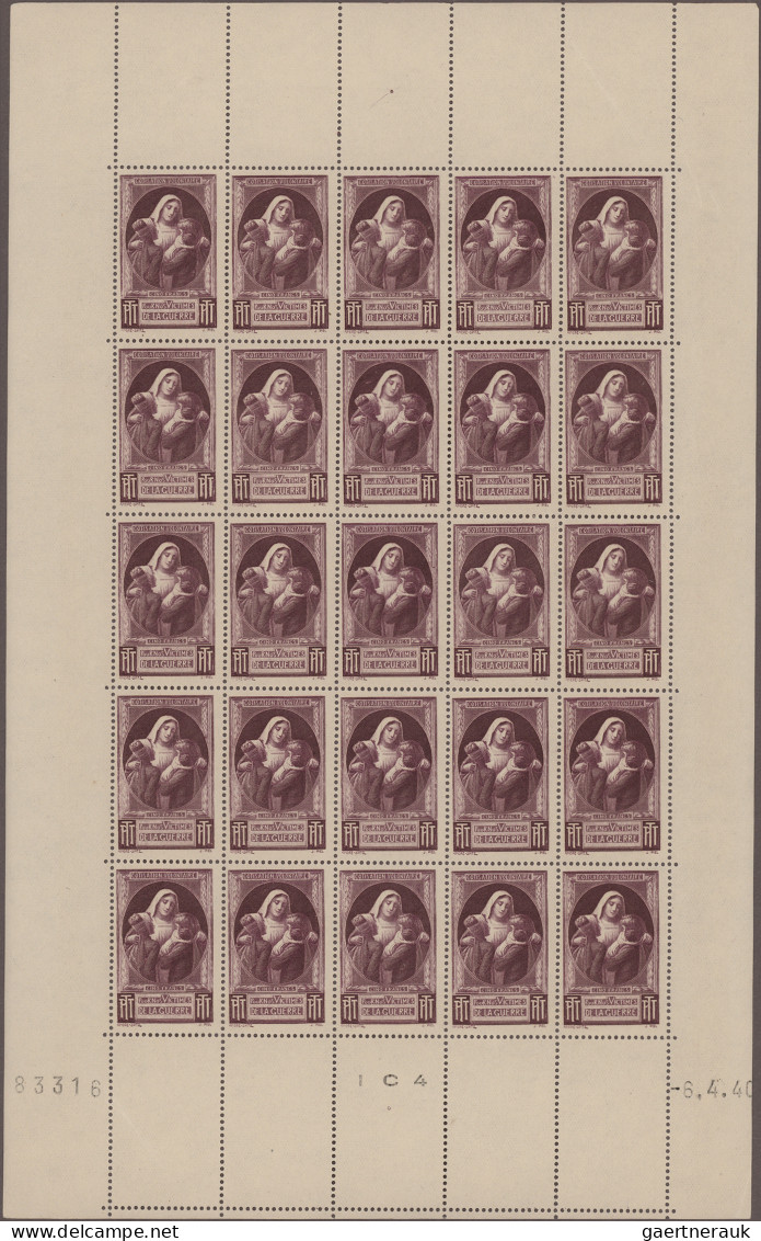 France: 1940, War Relief, four charity vignettes 2fr. greenish blue, 5fr. violet