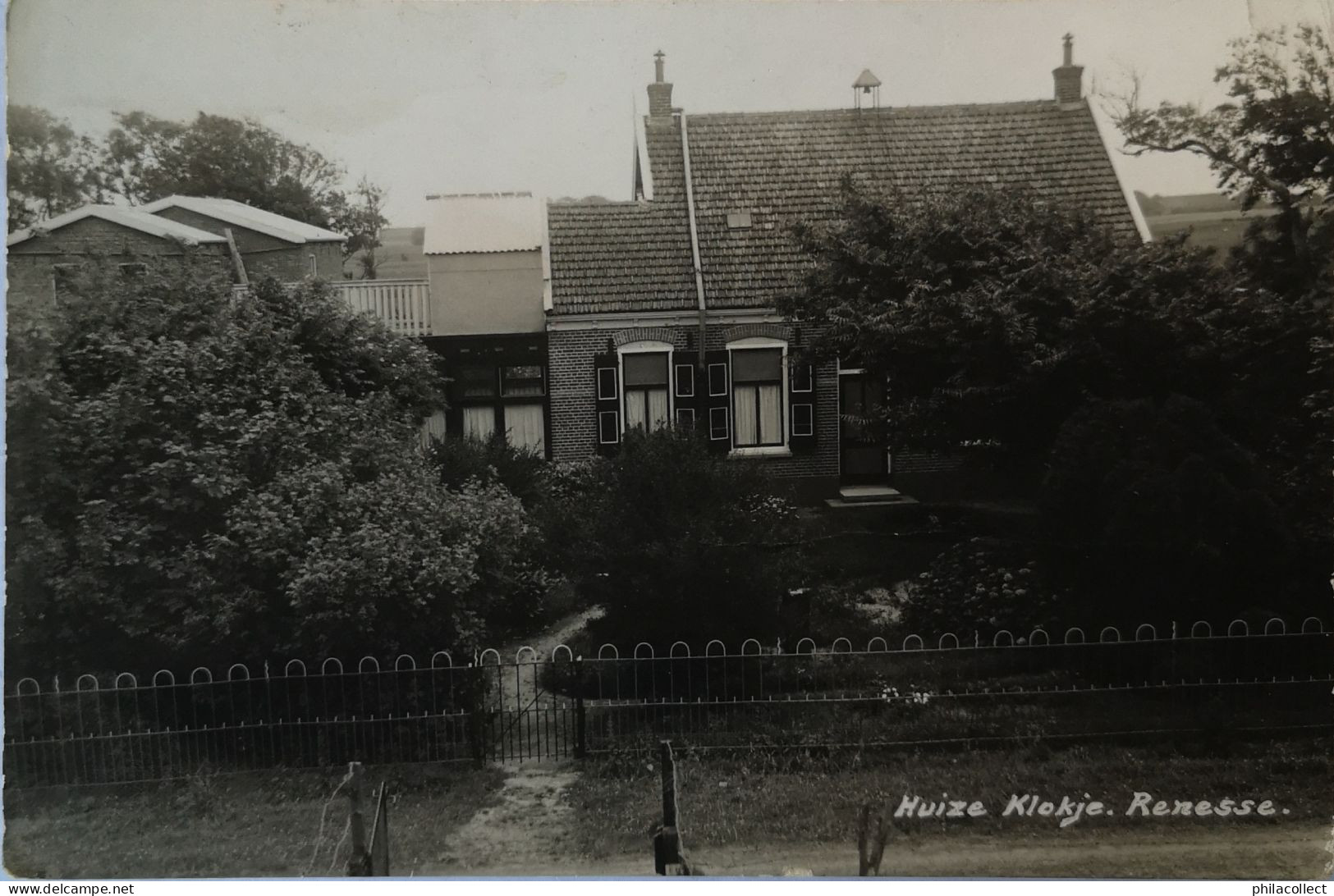 Renesse (Zld.) Newo Fotokaart // Huize Klokje 19?? Papierresten Adreszijde - Renesse