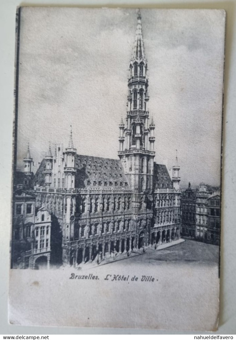 Carte Postale Non Circulée - BELGIQUE, BRUXELLES, L'Hotel De Ville - Cafés, Hôtels, Restaurants