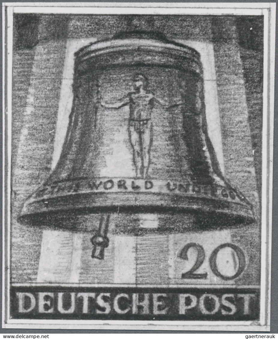 Berlin: 1951, Einweihung Der Freiheitsglocke (Klöppel Nach Links), Drei S/w-Foto - Autres & Non Classés