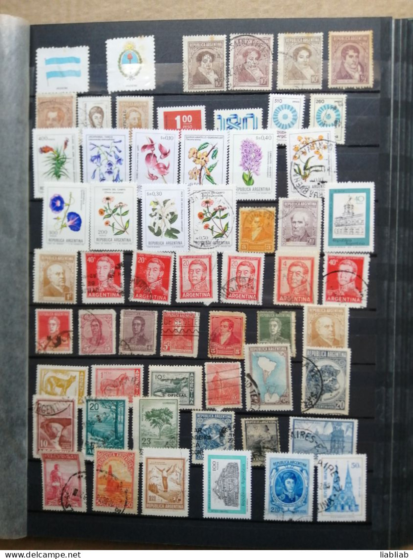 UNE COLLECTION  DE 55  TIMBRES POSTE D ARGENTINE - Lots & Serien