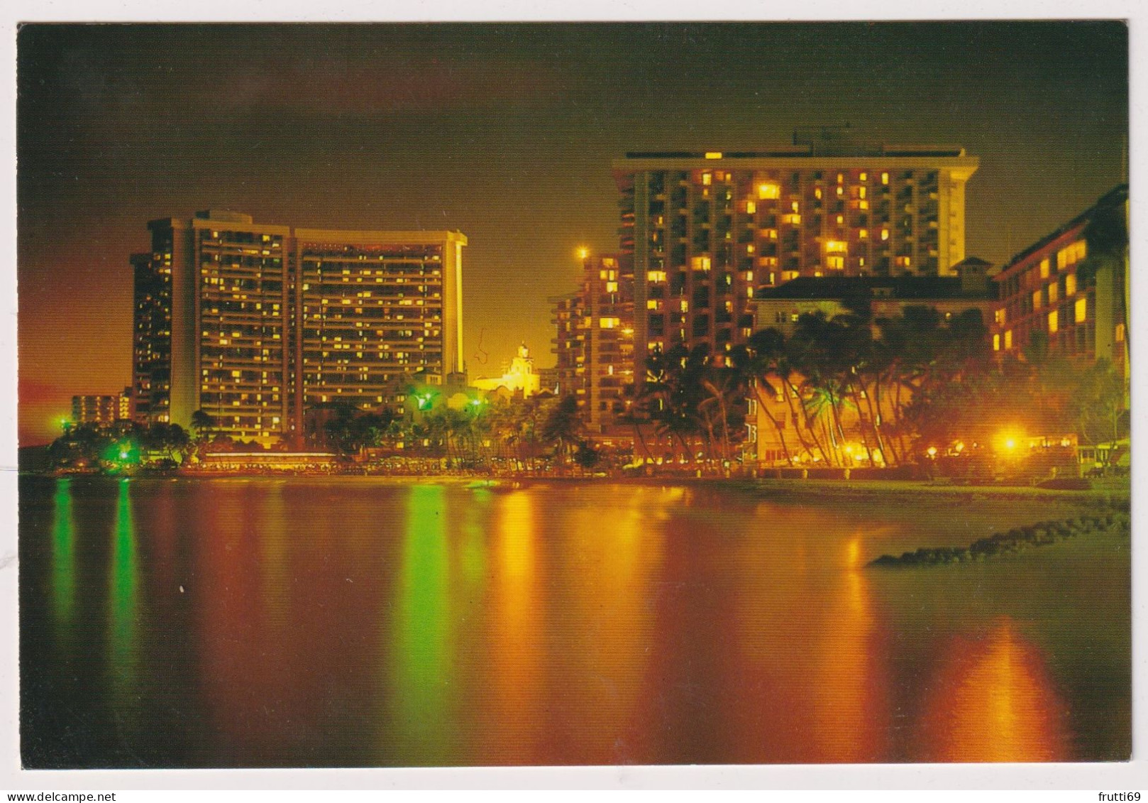 AK 197719 USA - Hawaii - Waikiki Beach - Honolulu