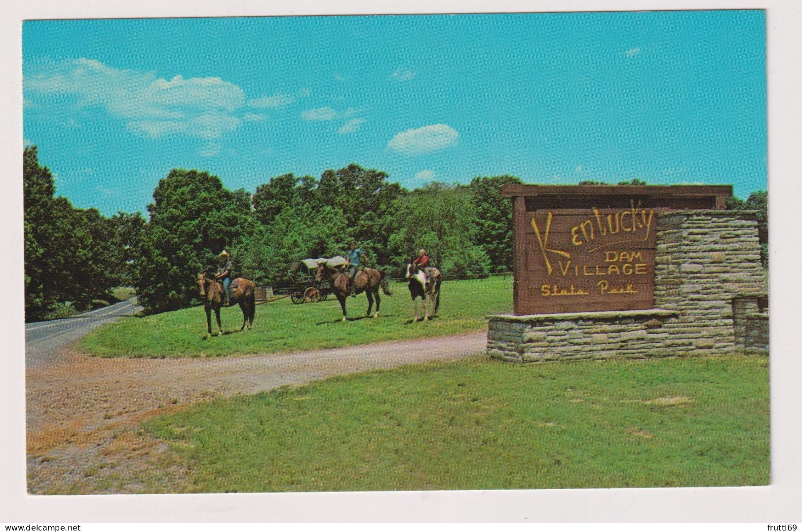 AK 197749 USA - Kentucky - Gilbertsville - Kentucky Dam Village State Resort Park - Andere & Zonder Classificatie