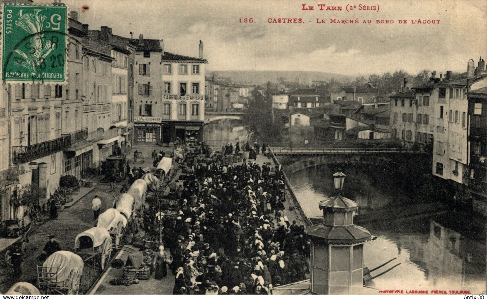 A1 - 81 - CASTRES - Tarn - Le Marché Au Bord De L'Agout - Castres