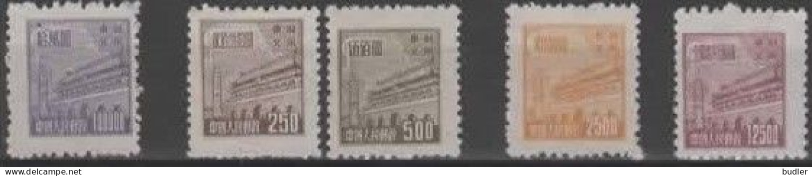 Noord-Oost CHINA [13] :1950: Y.165-67,169,171* :  100.000 / 250 / 500 / 2.500 12.500 $ : Porte De La Paix Céleste E - North-Eastern 1946-48