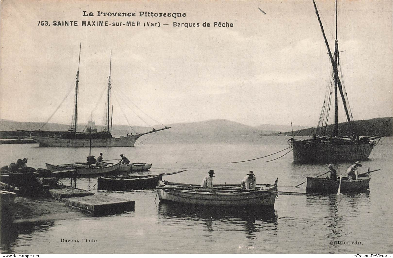 FRANCE - Sainte Maxime - Barques De Pêche - La Provence Pittoresque - Carte Postale Ancienne - Sainte-Maxime