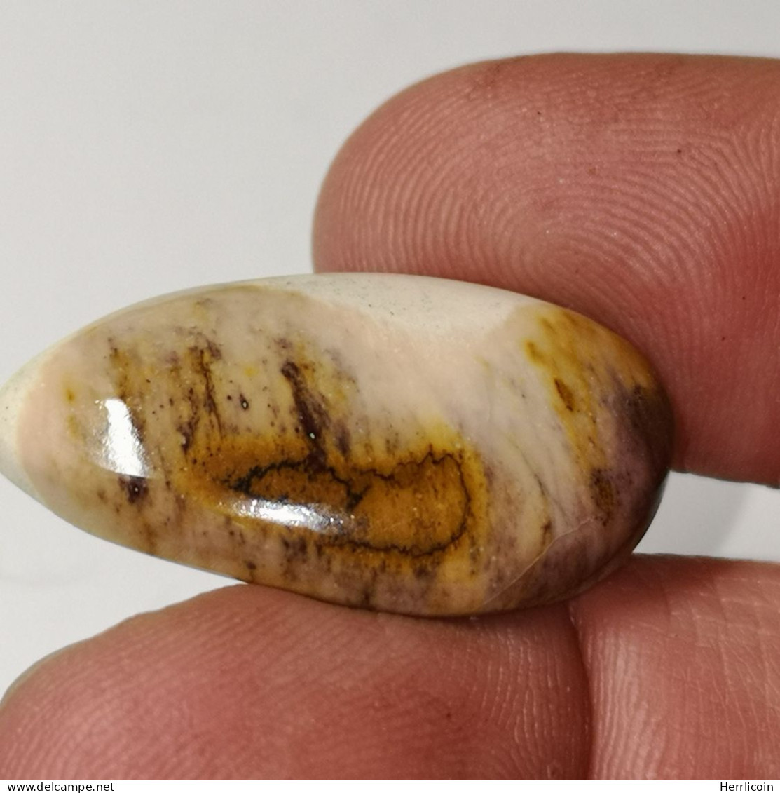 Calcédoine Naturelle D'Afrique - Cabochon 18.63 Carats - 30.0 X 18.0 X 6.1 Mm - Agate