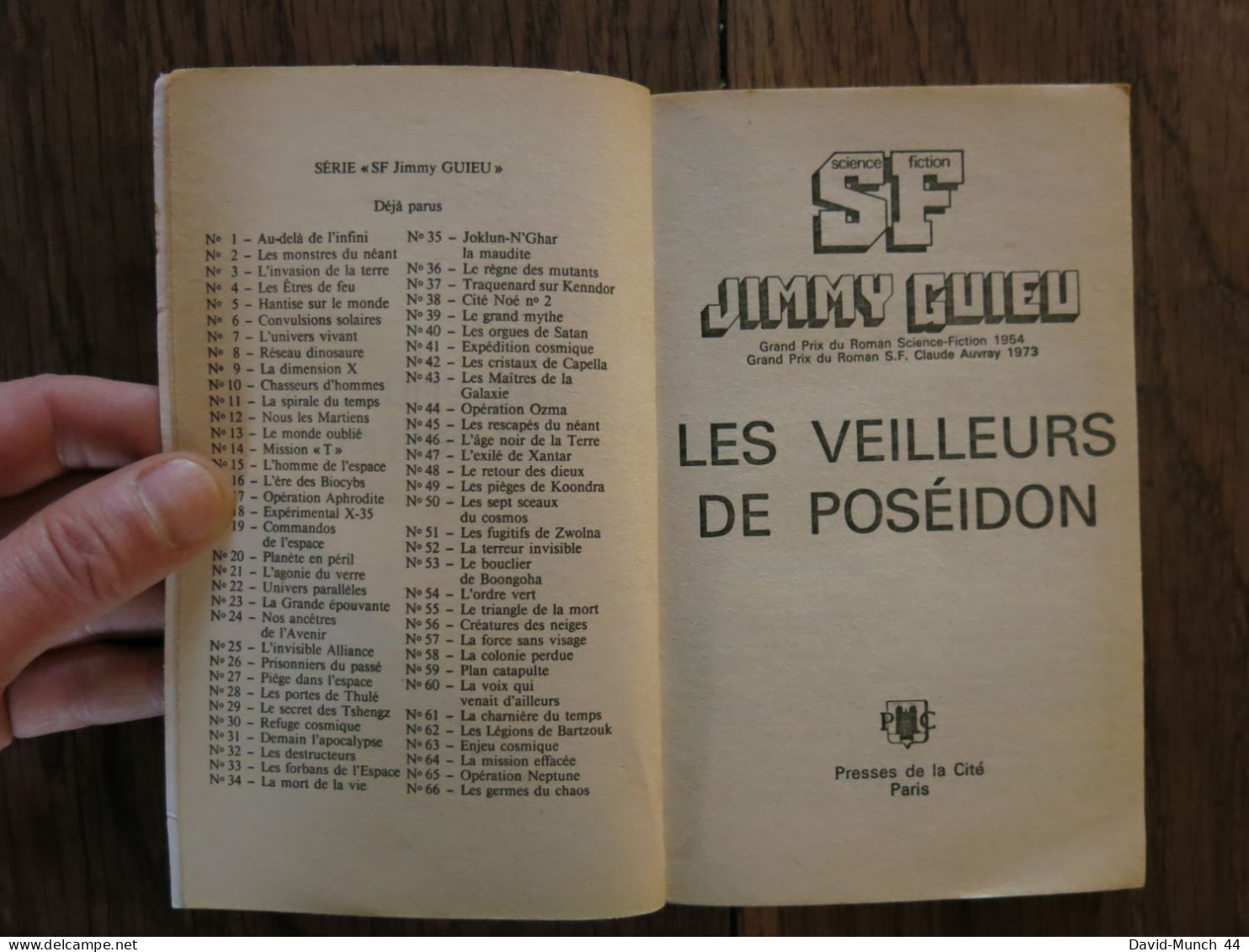 Les Veilleurs De Poséidon De Jimmy Guieu. Presses De La Cité, Collection Science-fiction Jimmy Guieu N° 67. 1988 - Presses De La Cité