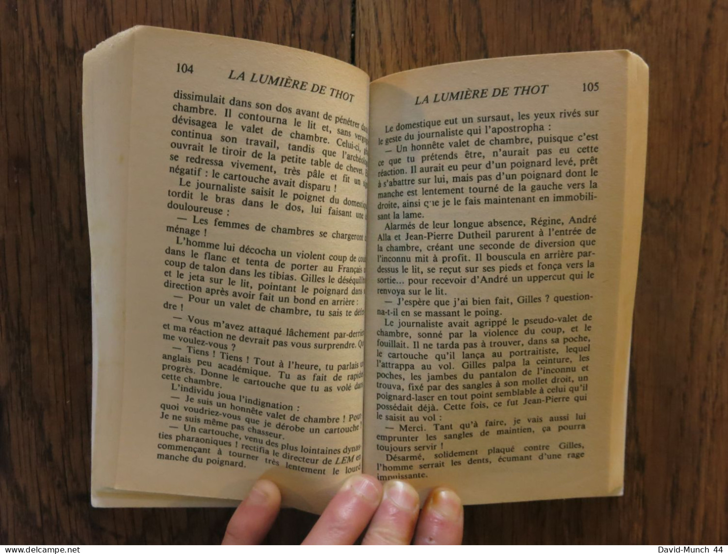 La Lumière de Thot de Jimmy Guieu. Presses de la cité, Collection Science-fiction Jimmy Guieu n° 73. 1989