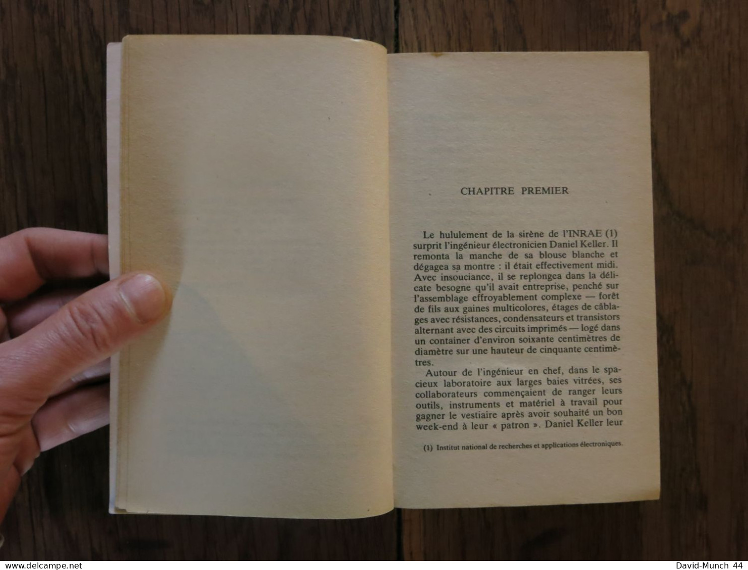 Mission "T" de Jimmy Guieu. Presses de la cité, Collection Science-fiction Jimmy Guieu n° 14. 1988