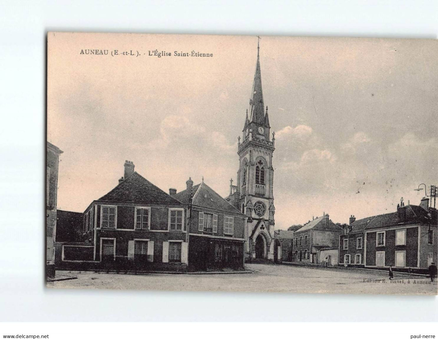 AUNEAU : L'Eglise St-Etienne - Très Bon état - Auneau