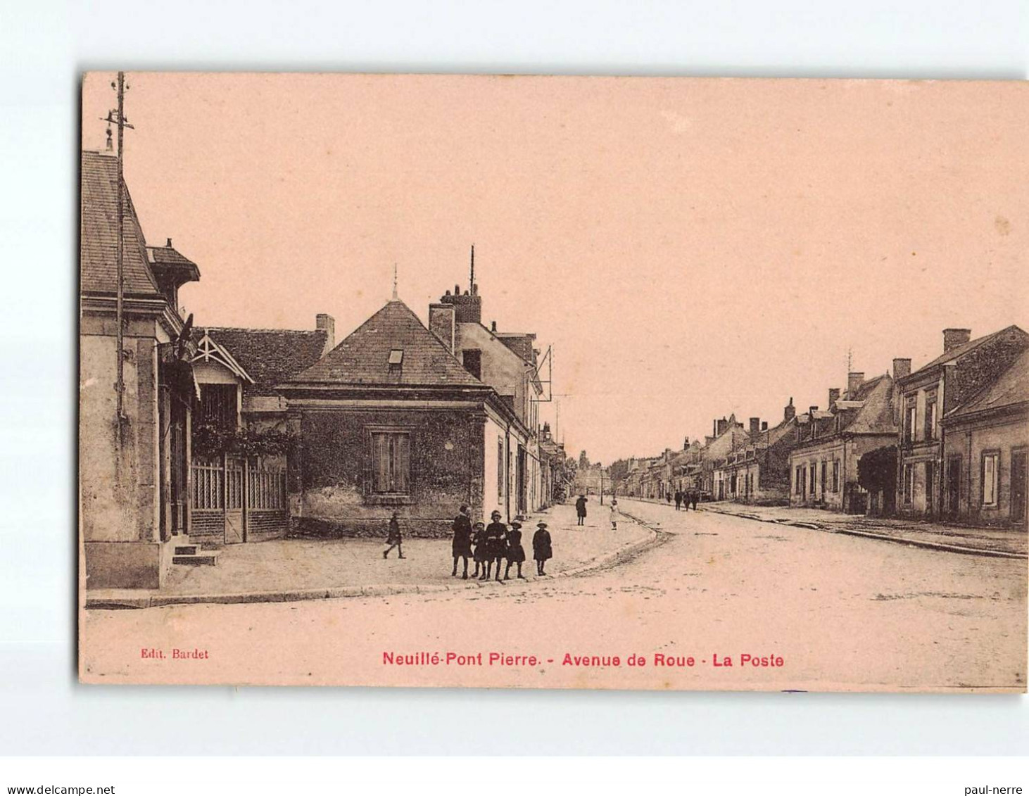 NEUILLE PONT PIERRE : Avenue De Roue, La Poste - Très Bon état - Neuillé-Pont-Pierre